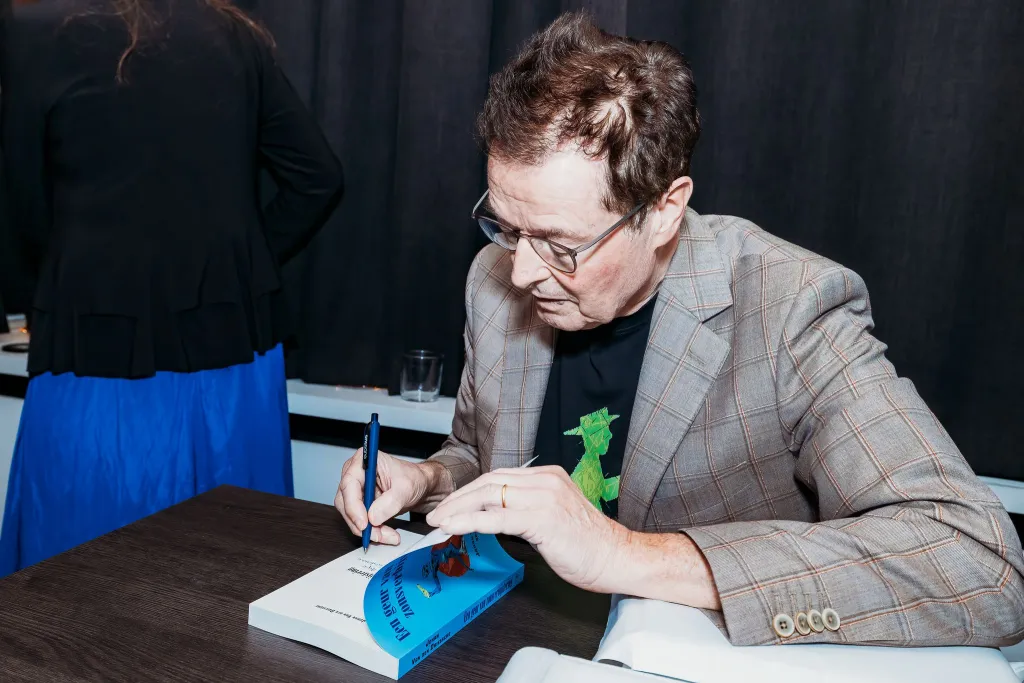 Johan Van den Driessche signeert op eerste editie Dendermondse ...
